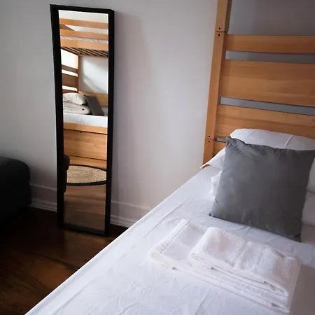 Door 21 - & Bragança