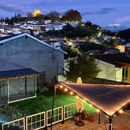 Door 21 - & Vandrarhem