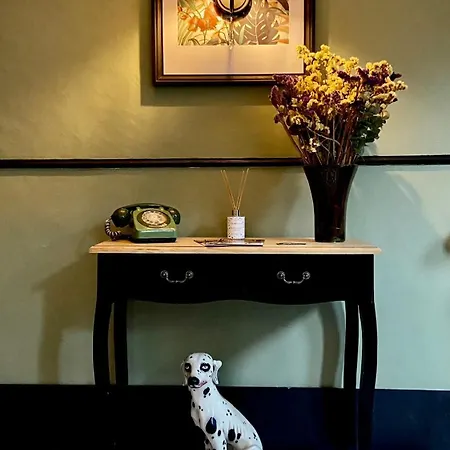 Door 21 - & * Bragança