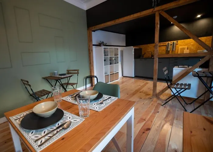 Door 21 - & Albergue